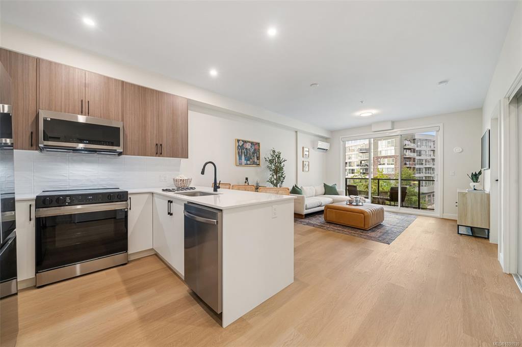 Fourth View of 2770 Winster Rd, Langford, BC, V0B 7C7