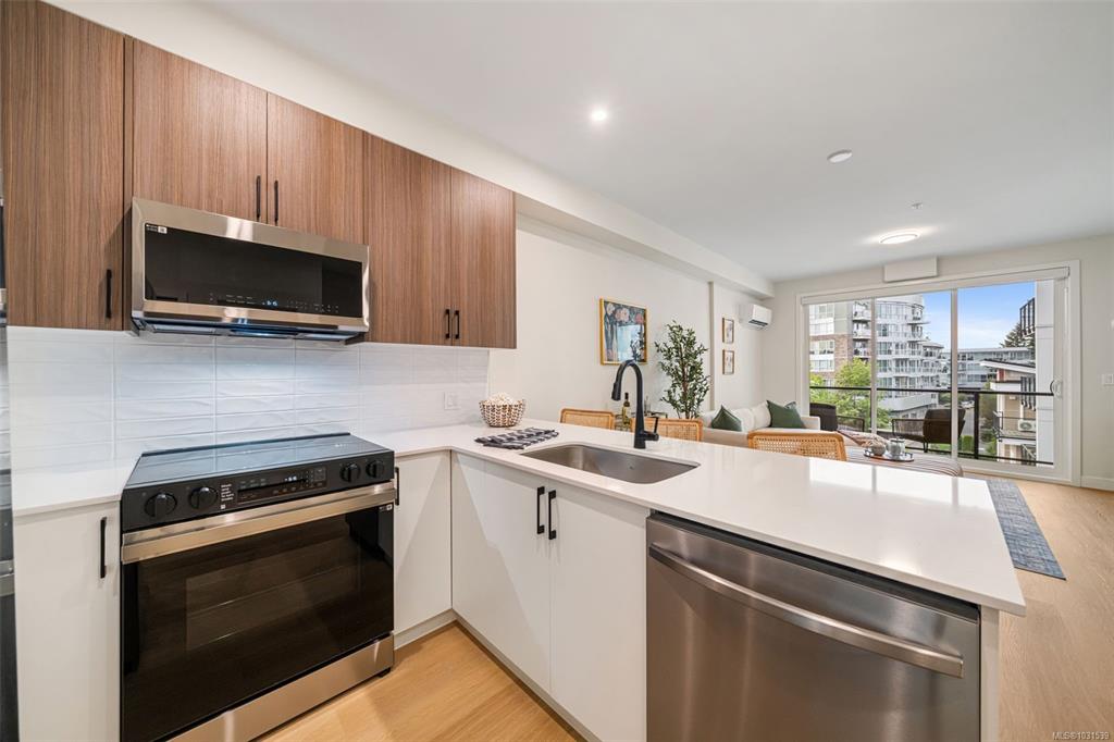 Fifth View of 2770 Winster Rd, Langford, BC, V0B 7C7