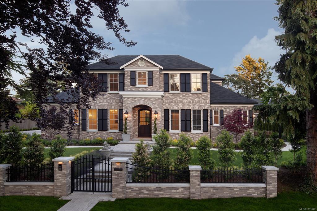 Second View of 3085 Southdowne Rd, Oak Bay, BC, V8R 6H3