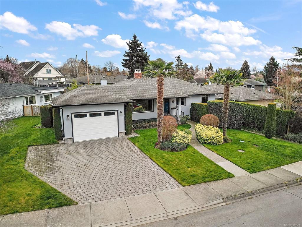 Fifth View of 2861 Eastdowne Rd, Oak Bay, BC, V8R 5R7