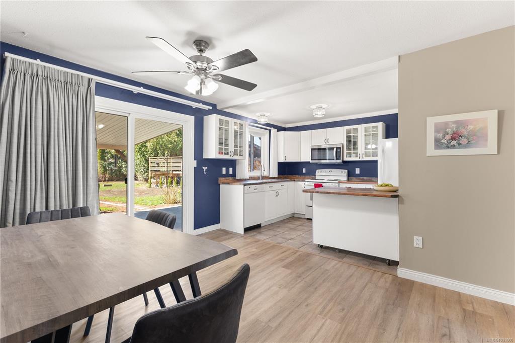 Fifth View of 2391 Tull Ave, Courtenay, BC, V9N 7S1