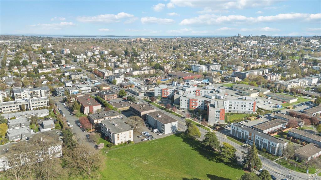 Fourth View of 904 Hillside Ave, Victoria, BC, V8T 1Z8