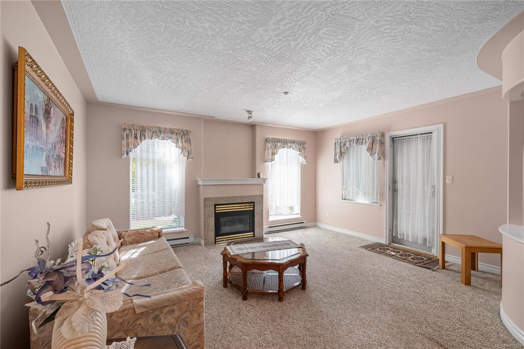 Fifth View of 606 Goldstream Ave, Langford, BC, V9B 2W8