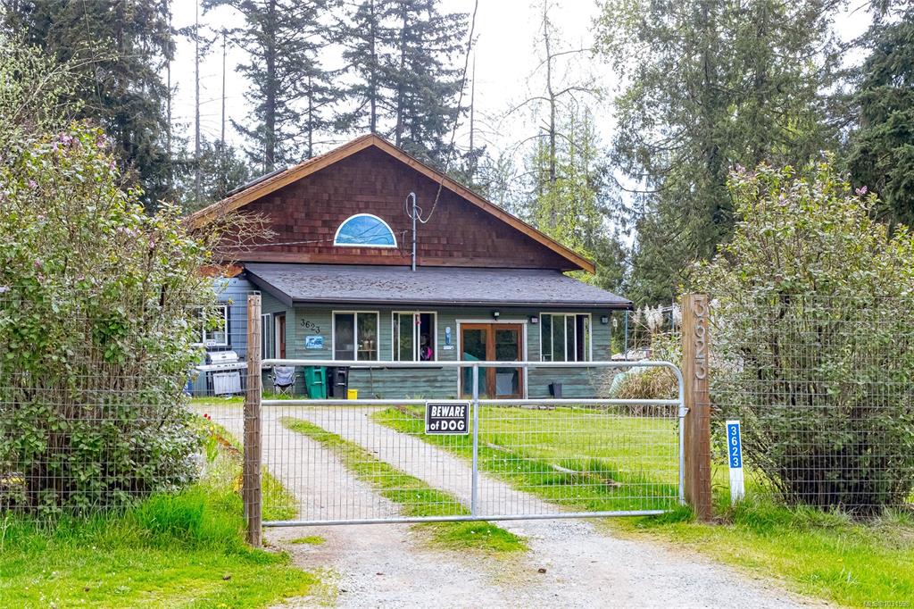 Second View of 3623 Cedardale Rd, Cobble Hill, BC, V0R 1L7