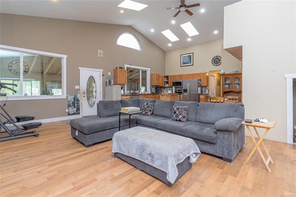 Fifth View of 3623 Cedardale Rd, Cobble Hill, BC, V0R 1L7