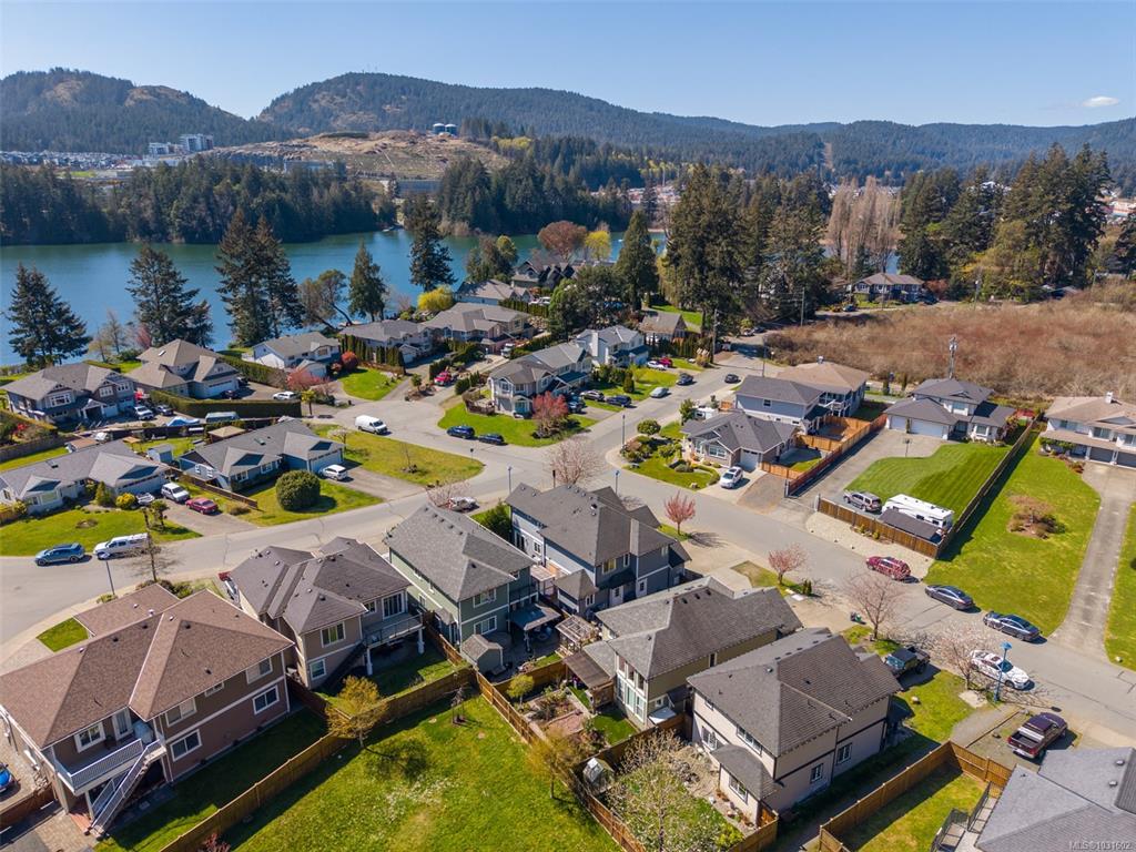 Second View of 2798 Lakeshore Pl, Langford, BC, V9B 5T5