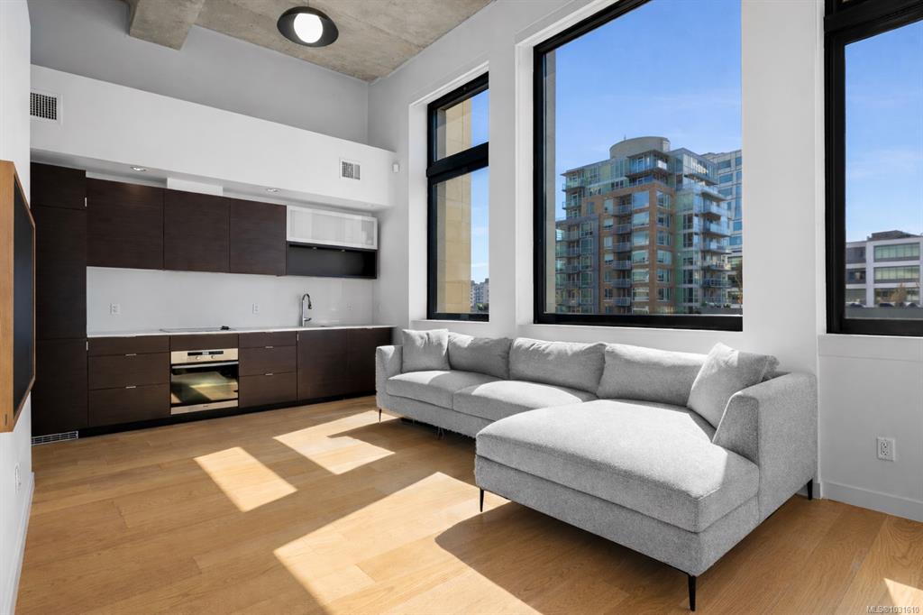 Fourth View of 770 Fisgard St, Victoria, BC, V8W 0B8