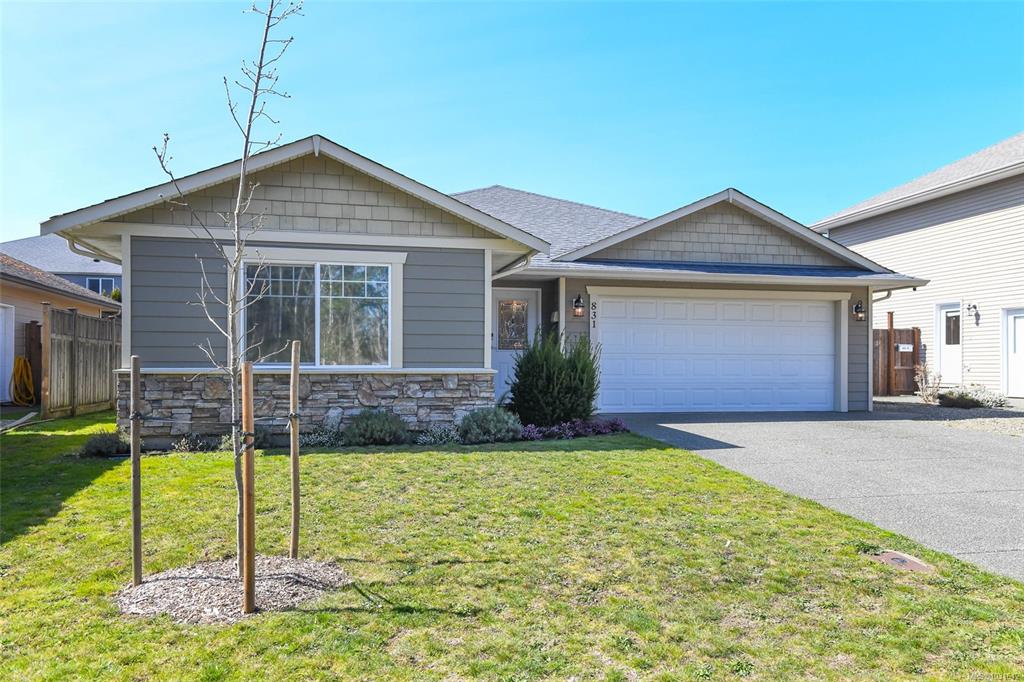 Third View of 831 Aspen Rd, Comox, BC, V9M 4H9