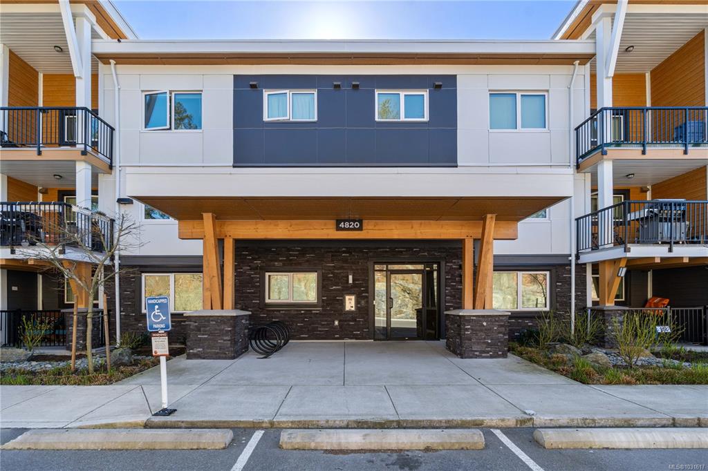 4820 Cedar Ridge Pl, 1031617, BC,