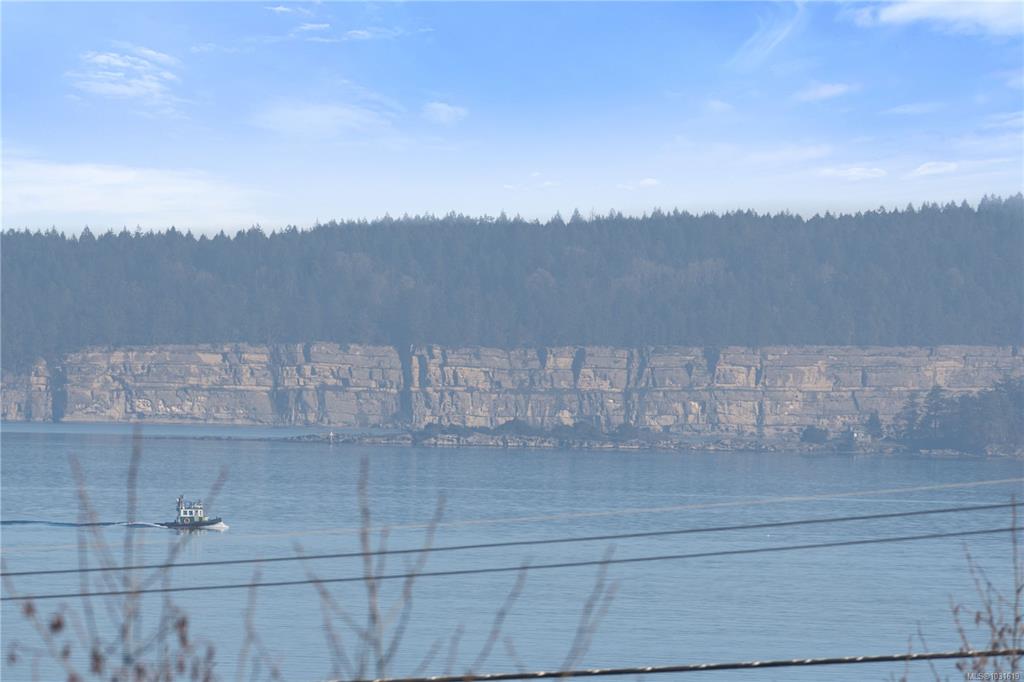 Third View of 2580 Ingram Rd E, Nanaimo, BC, V9G 1E4