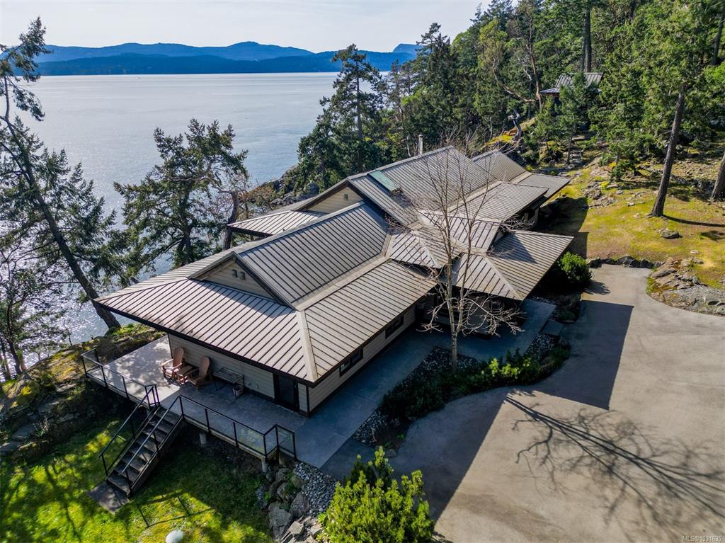 Fifth View of 1369 Mackinnon Rd, Pender Island, BC, V0N 2M1