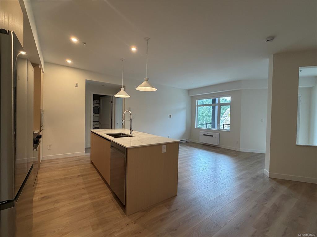 Fourth View of 2000 West Park Lane, View Royal, BC, V9B 3R7