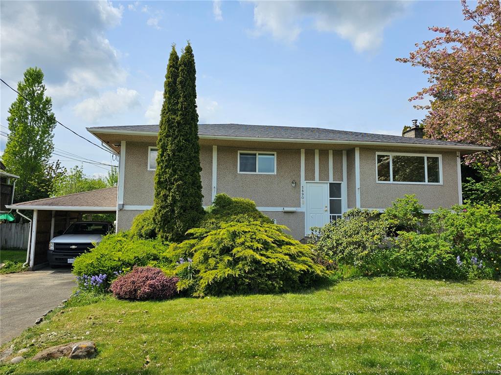 5890 Chesterfield Ave, 1031666, BC,
