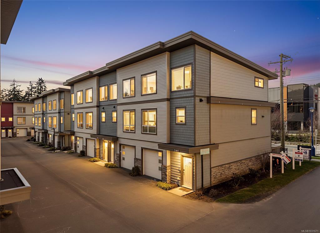 3351 Luxton Rd, 1031671, BC,