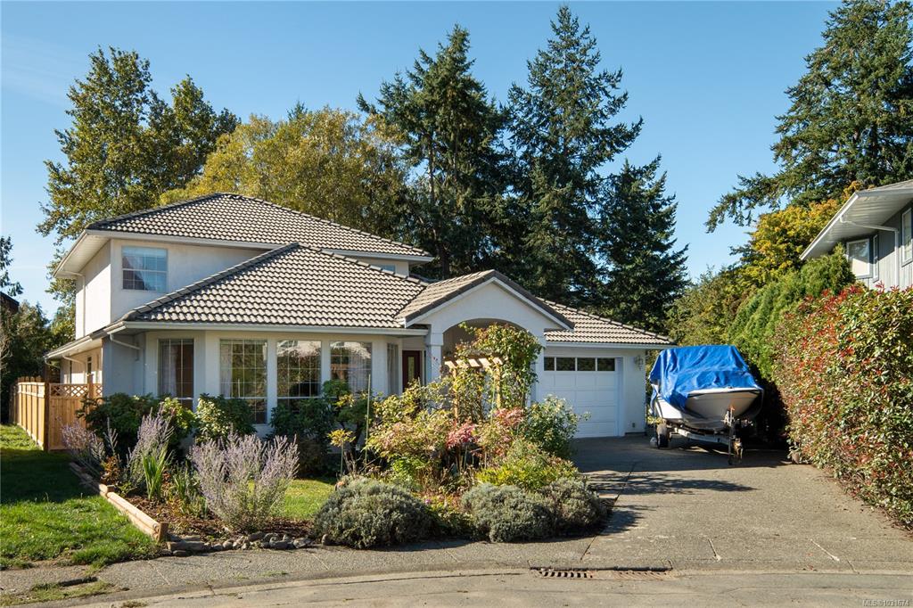 Third View of 1395 Epsom Close, Saanich, BC, V8P 5S8