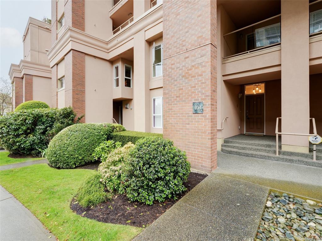 Second View of 75 Songhees Rd, Victoria, BC, V9A 7M5