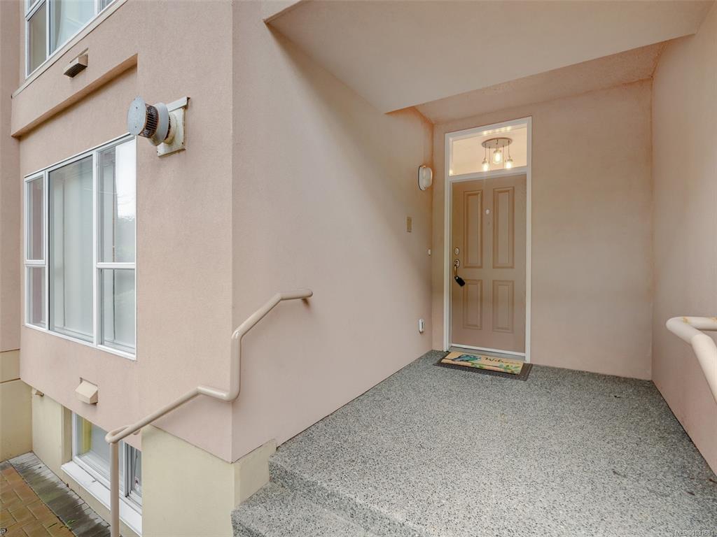 Third View of 75 Songhees Rd, Victoria, BC, V9A 7M5