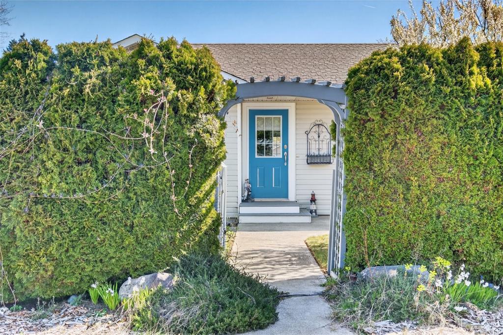 Fifth View of 4521 Sunwood Pl, Bowser, BC, V0R 1G0