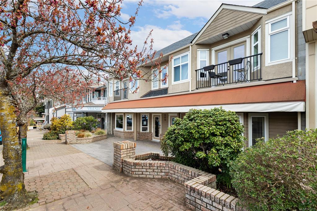 668 Beach Rd, 1031719, BC,