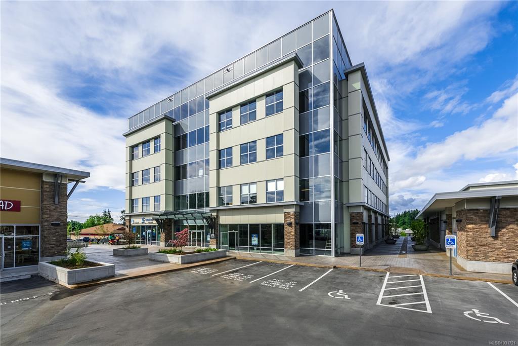 MLS® listing #31004305 for sale located at 29 Helmcken Rd