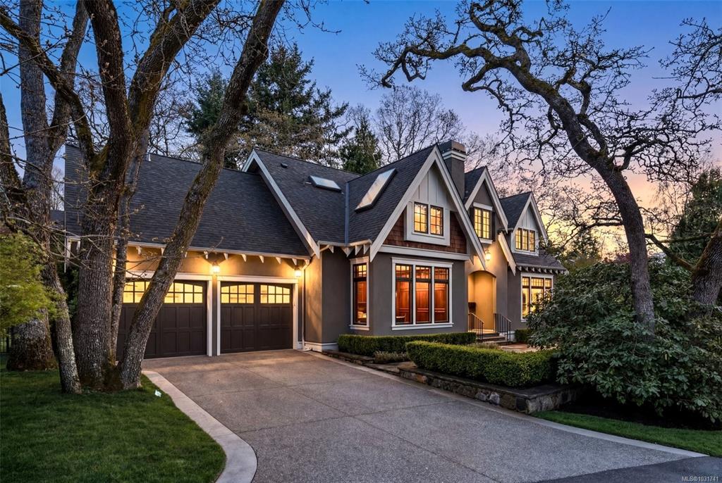 Second View of 2096 Falkland Pl, Oak Bay, BC, V8S 4M5