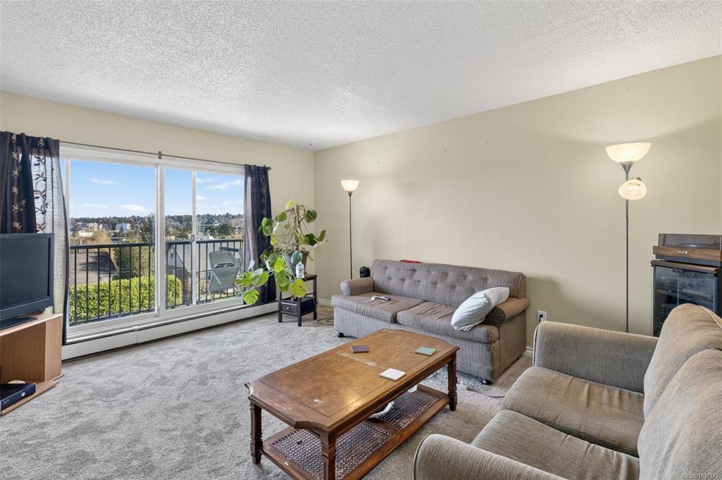 Third View of 3225 Eldon Pl, Saanich, BC, V8Z 6A7