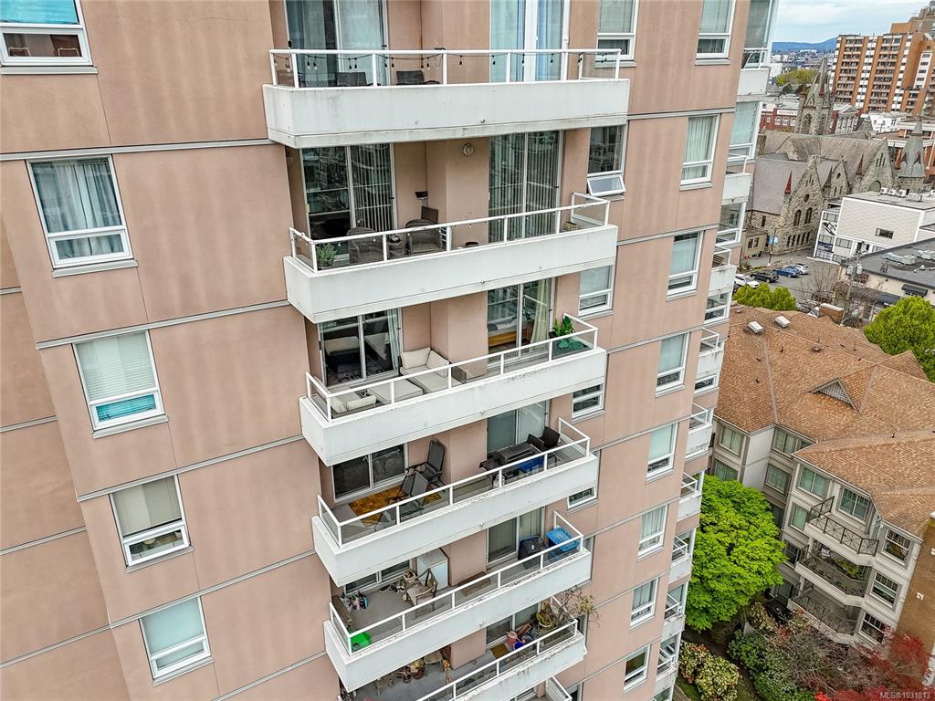 Third View of 930 Yates St, Victoria, BC, V8V 3M2