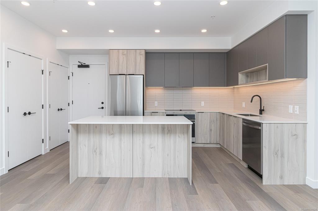 3564 B Ryder Hesjedal Way, 1031828, BC,