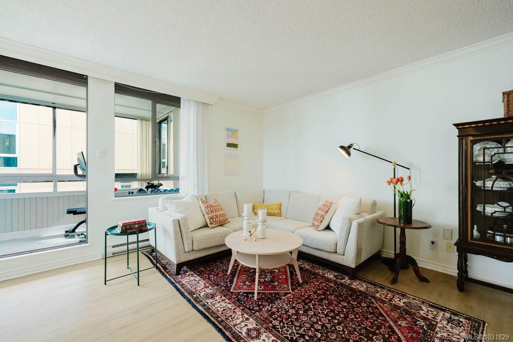 Third View of 1034 Johnson St, Sutton Place East, Victoria, BC, V8V 3N7