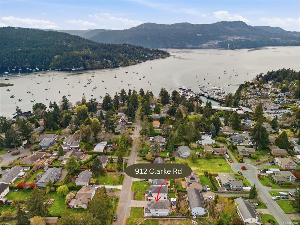 912 Clarke Rd, 1031840, BC,