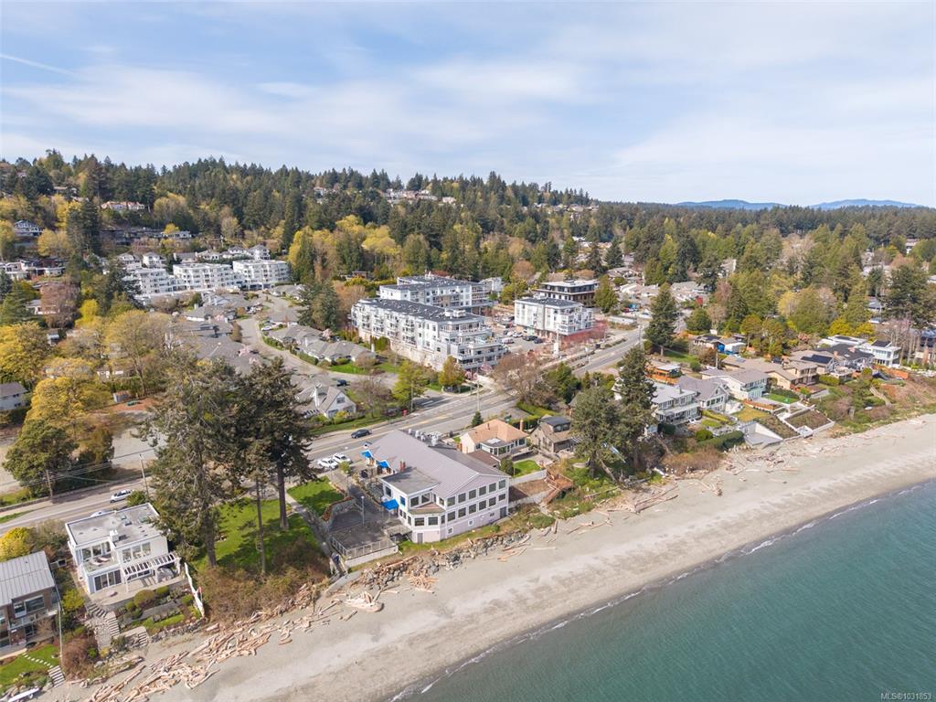 Third View of 5110 Cordova Bay Rd, Saanich, BC, V8Y 2K5