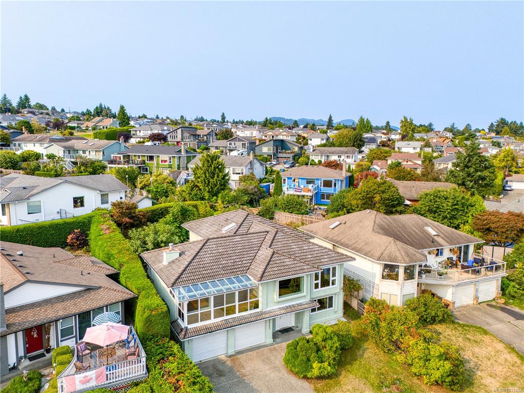 6045 Icarus Dr, 1031862, BC,