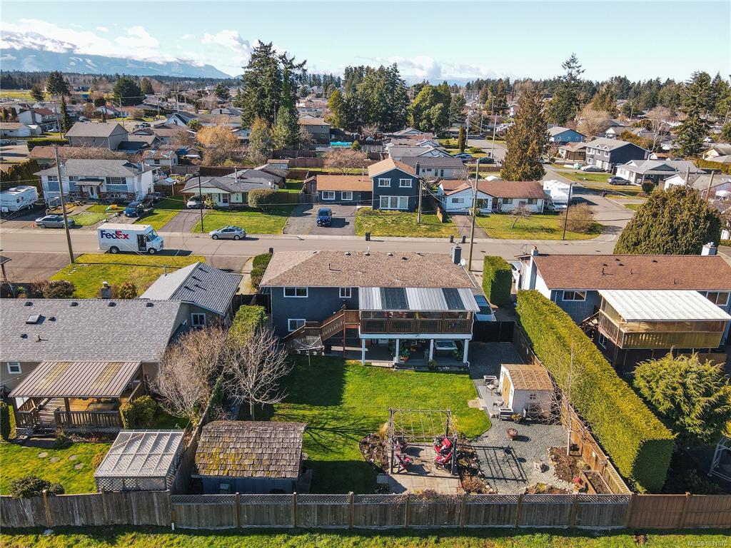 Fourth View of 214 Cameron St, Parksville, BC, V9P 1G7