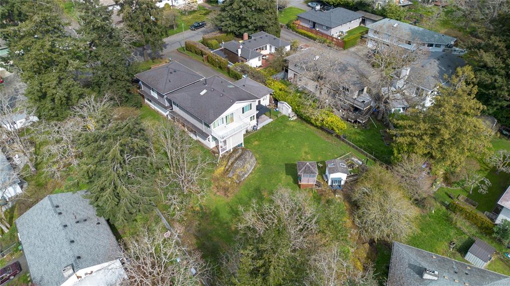 863 Parklands Dr, 1031878, BC,
