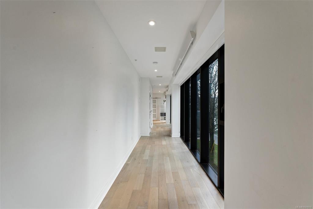 Fourth View of 1105 Pandora Ave, The Wade, Victoria, BC, V8V 3P9