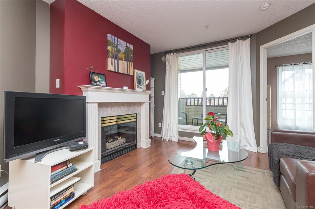 Fourth View of 2511 Quadra St, Victoria, BC, V8T 4E1