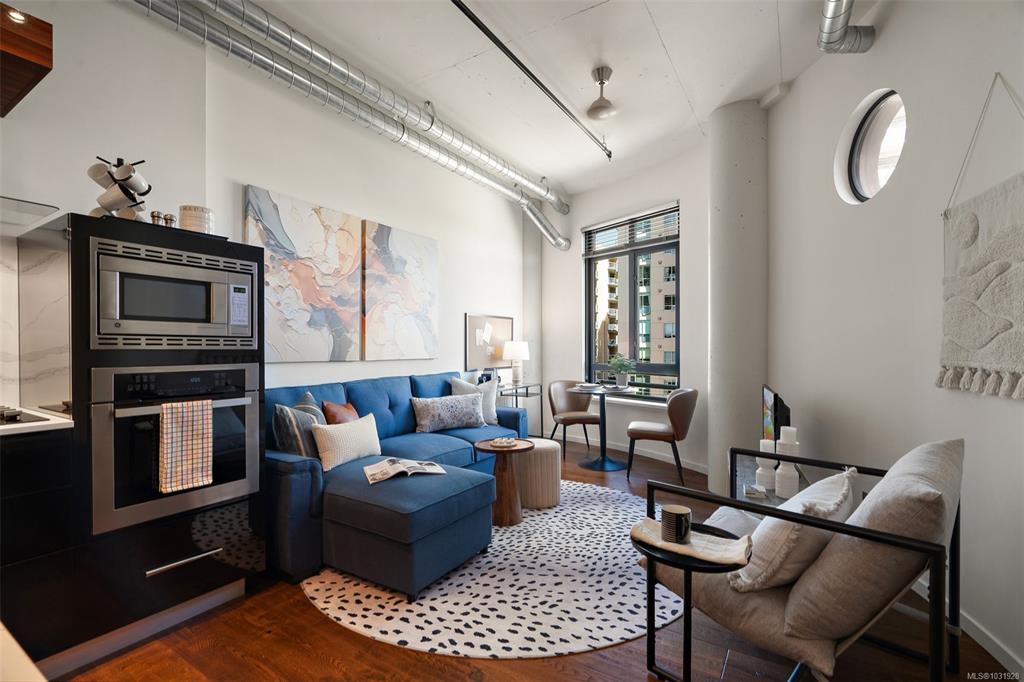 Fourth View of 1029 View St, The Jukebox, Victoria, BC, V8V 4Y3