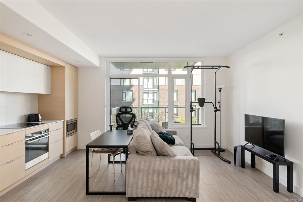 Fifth View of 848 Yates St, Yates on Yates, Victoria, BC, V8W 1L8