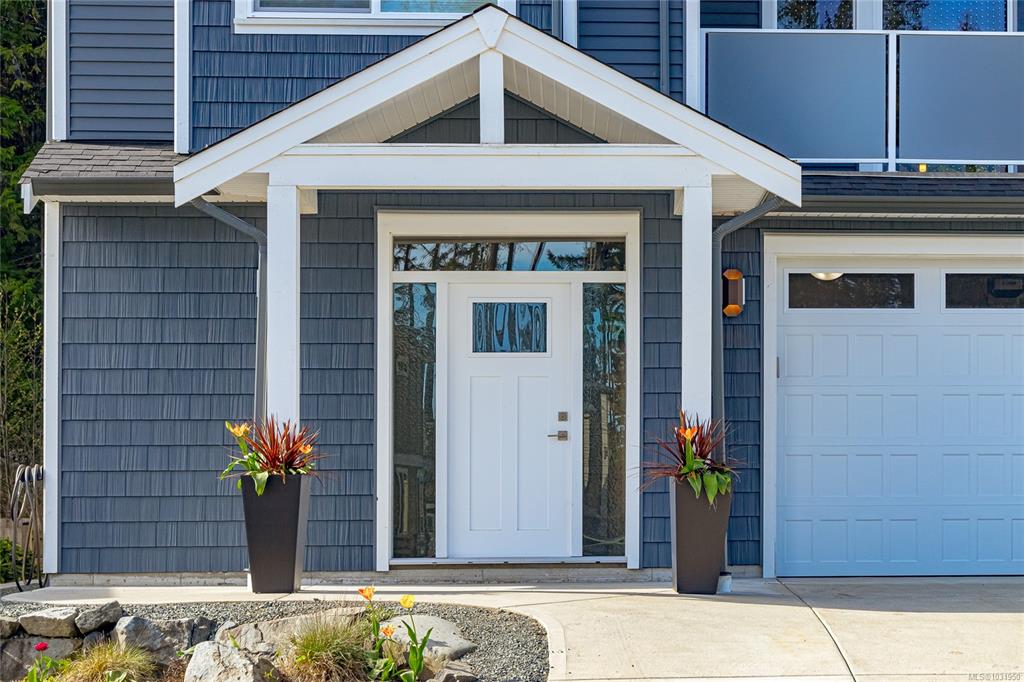 Fifth View of 944 Craig Rd, Ladysmith, BC, V9G 2C4