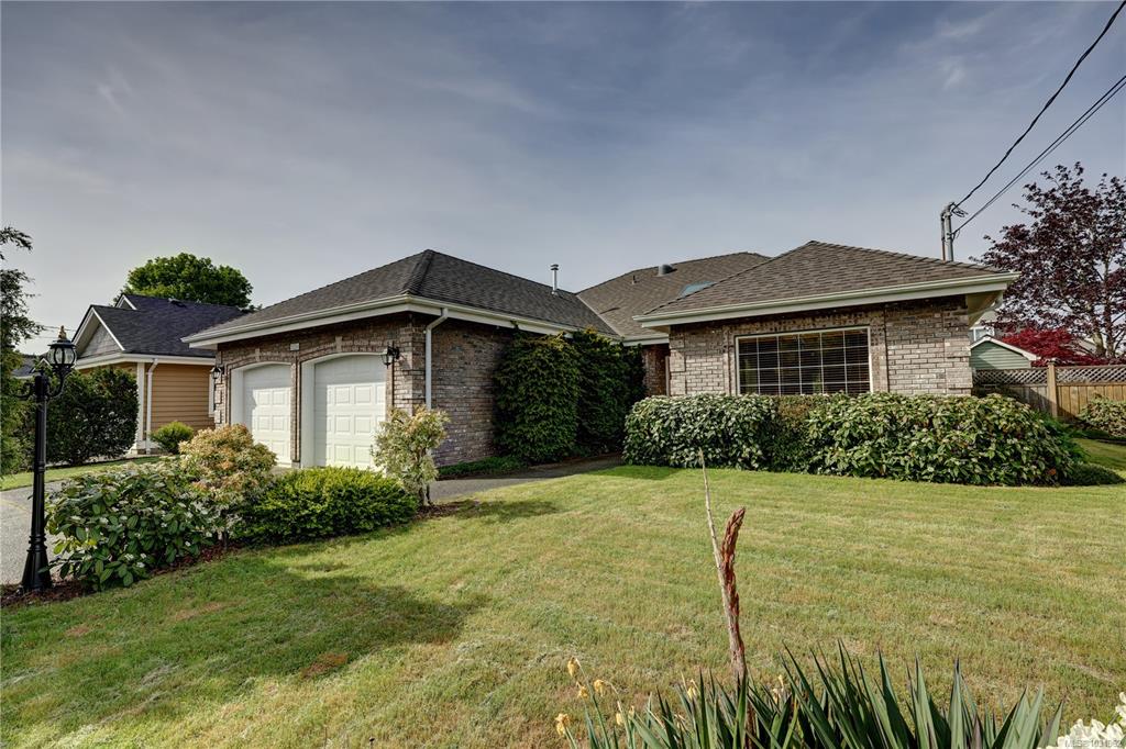 1132 Yellowbrick Rd, 1031962, BC,