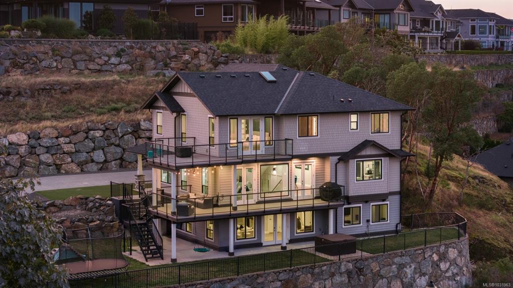 1414 Grand Forest Close, 1031963, BC,