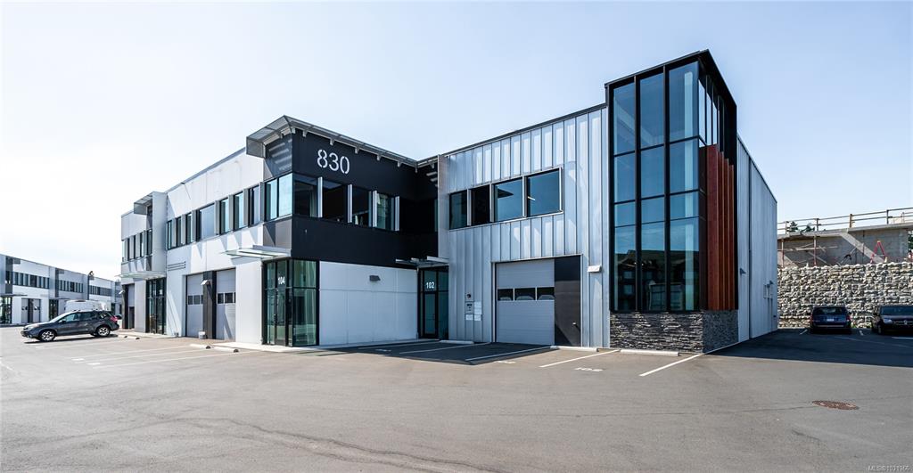 MLS® listing #31022421 for sale located at 830 Mccallum Rd