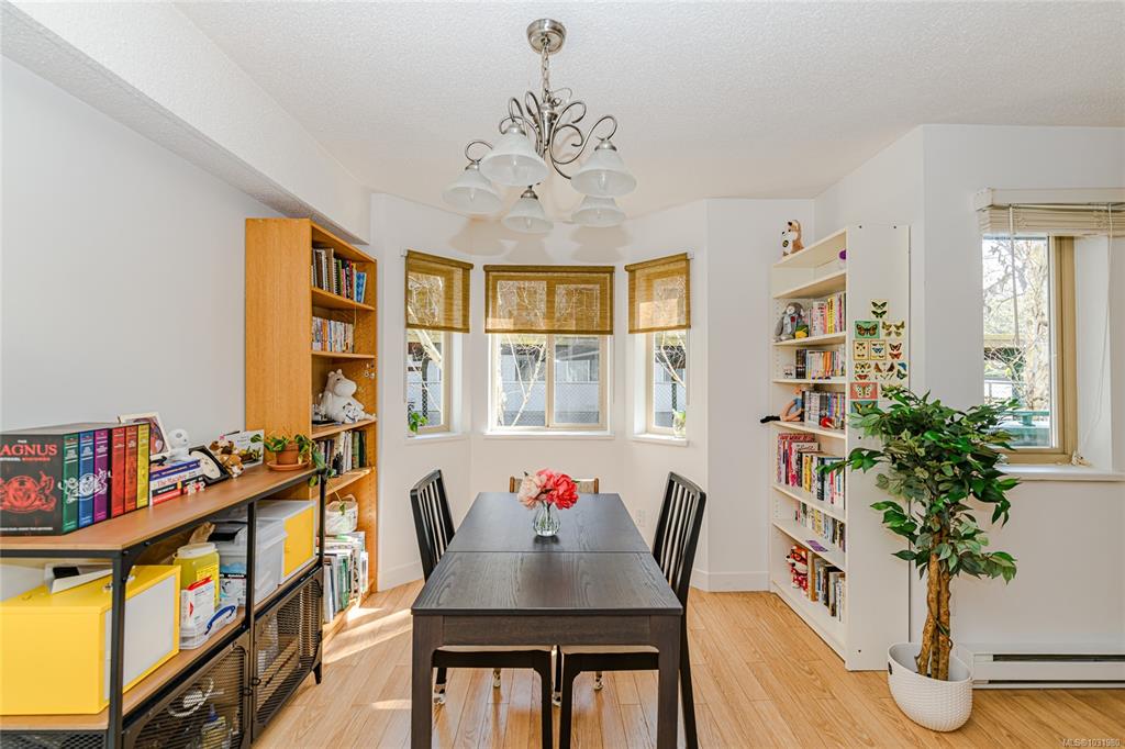 Fifth View of 1270 Johnson St, Springridge, Victoria, BC, V8V 3P1