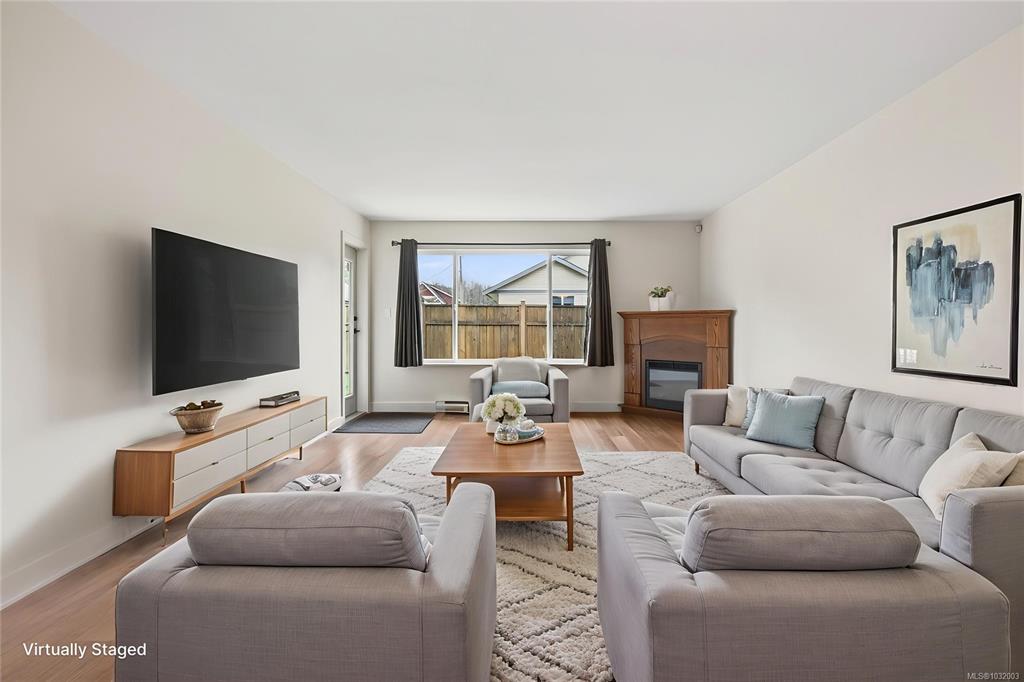 Fourth View of 3400 Coniston Cres, Steam Engine Estates, Cumberland, BC, V0R 1S0