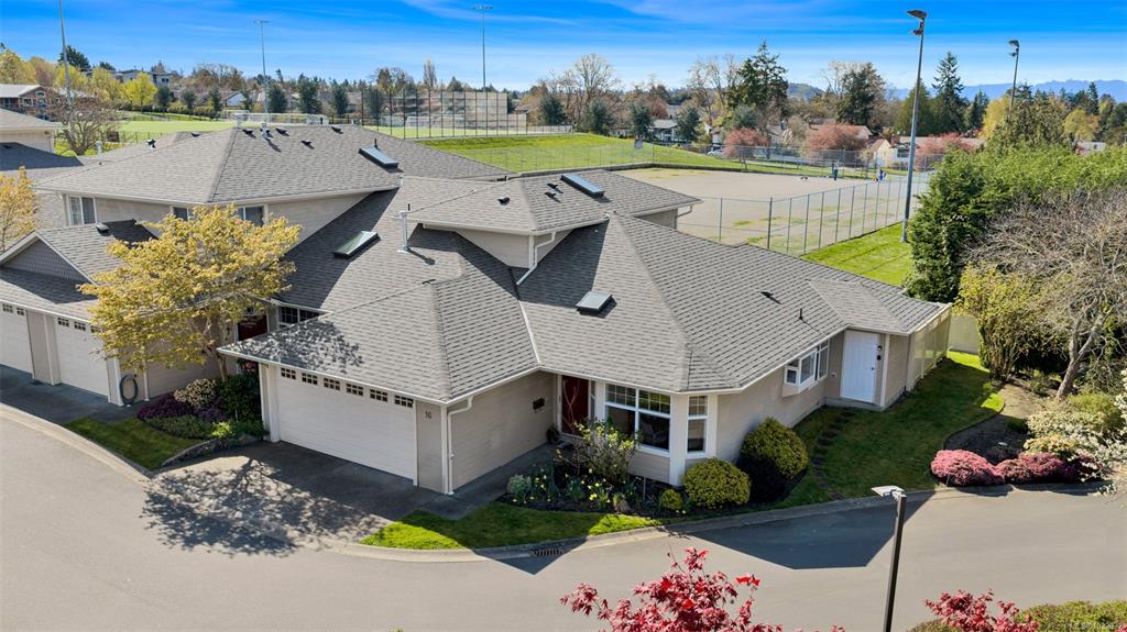 Fourth View of 4383 Torquay Dr, Saanich, BC, V8N 3L3