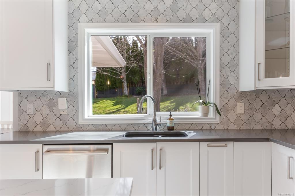 Third View of 1741 Sparrow Pl, Courtenay, BC, V9N 9A8