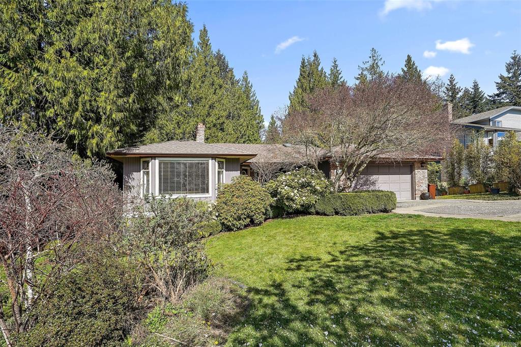 8636 Sentinel Pl, 1032063, BC,