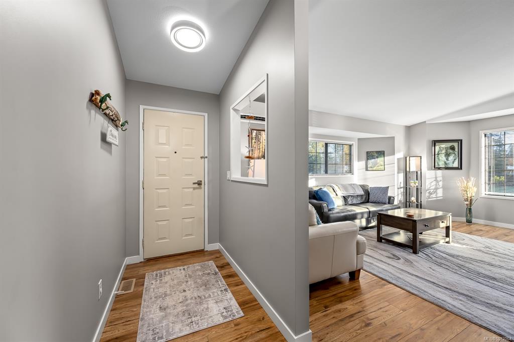 Fifth View of 4863 Dundas Rd, Courtenay, BC, V9N 5Y2