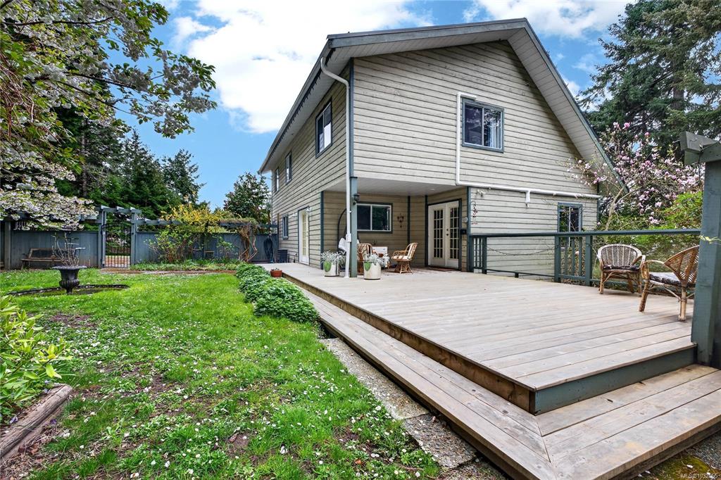 Third View of 178 Elizabeth Dr, Salt Spring, BC, V8K 1H8