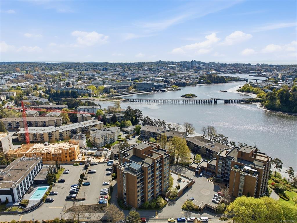 Second View of 103 Gorge Rd E, Victoria, BC, V9A 6Z2